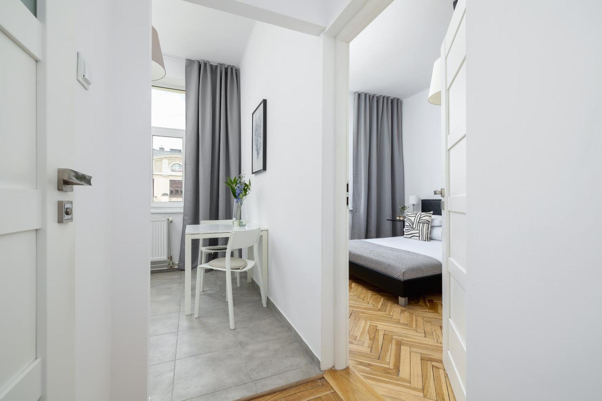 1-Bedroom Apartment - Dluga 65 Street Krakau Buitenkant foto